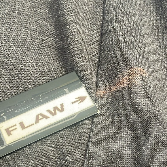 Grey capri sweat pants size Large - Picture 3 of 12